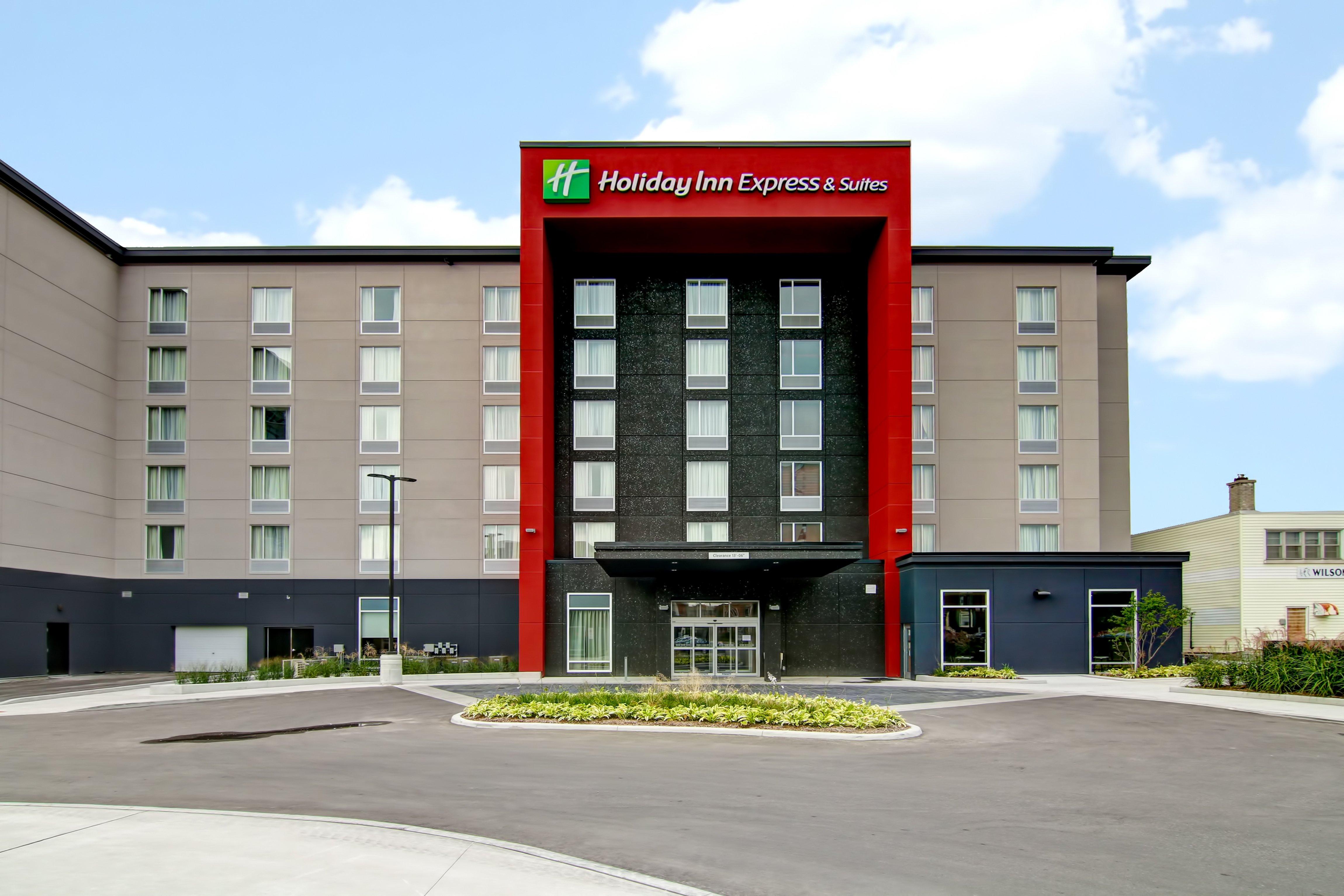 Holiday Inn Express & Suites Oshawa Downtown - Toronto Area By Ihg Dış mekan fotoğraf